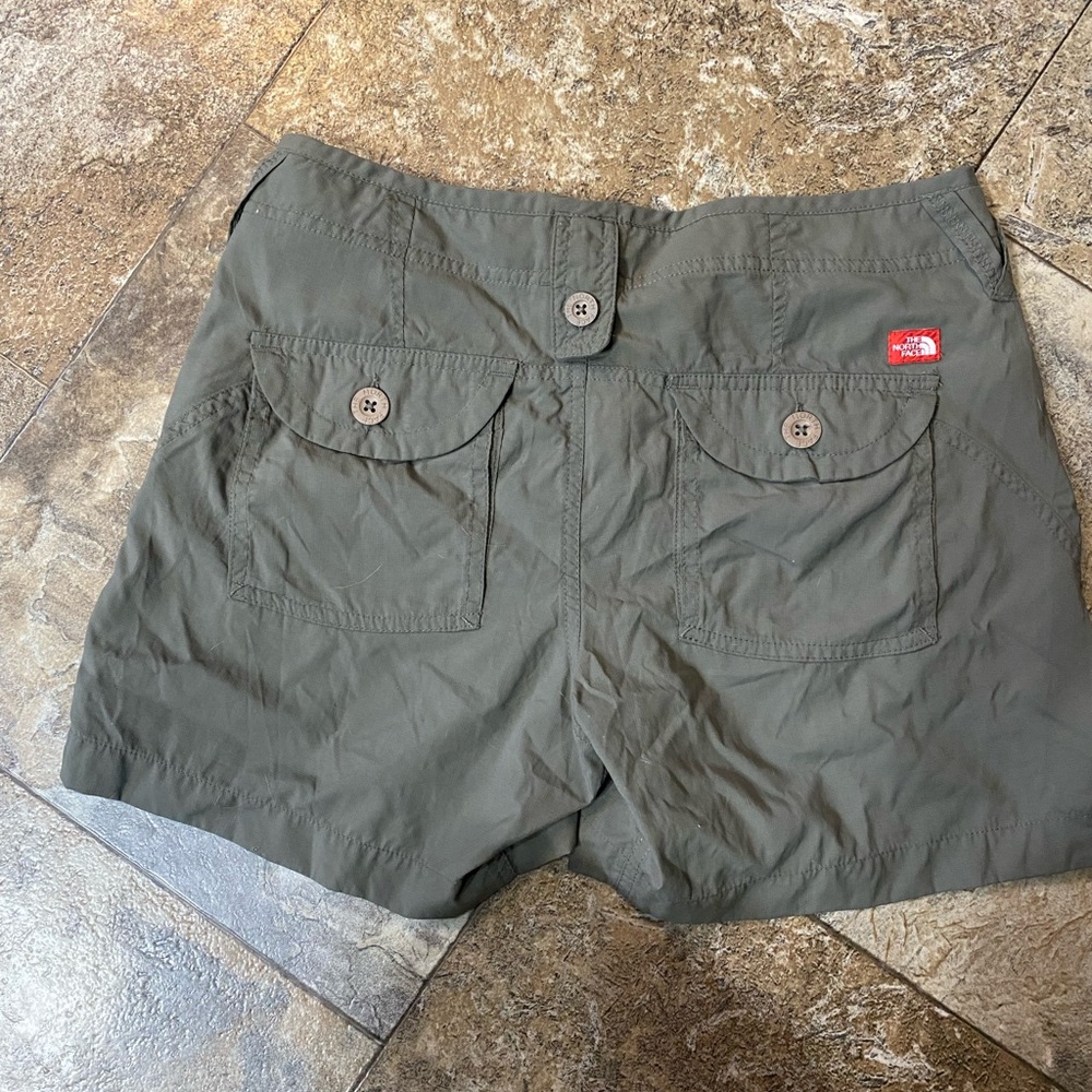 Women’s Northface shorts